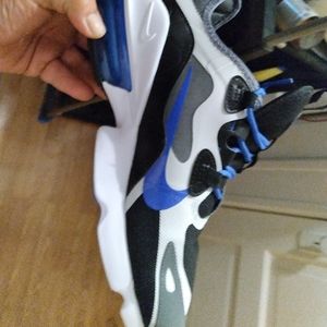 Men NIKE AIR MAX INFINITI II SIZE 13